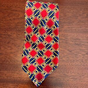 Fendi tie. 100% silk. Made in Italy.